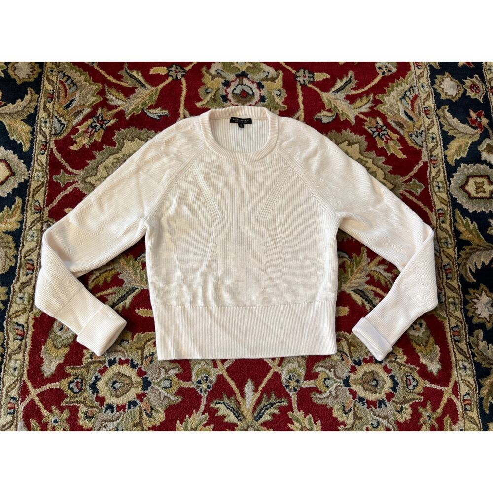 Banana Republic Womens M Cream 100% Merino Wool Ribbed Pullover Sweater Classic